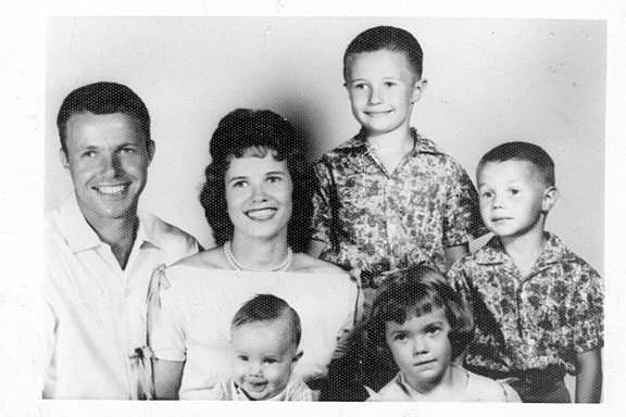 Printing,copy,copying,old,pictures,cards,prints,8x10,4x6,family,senior,portraits